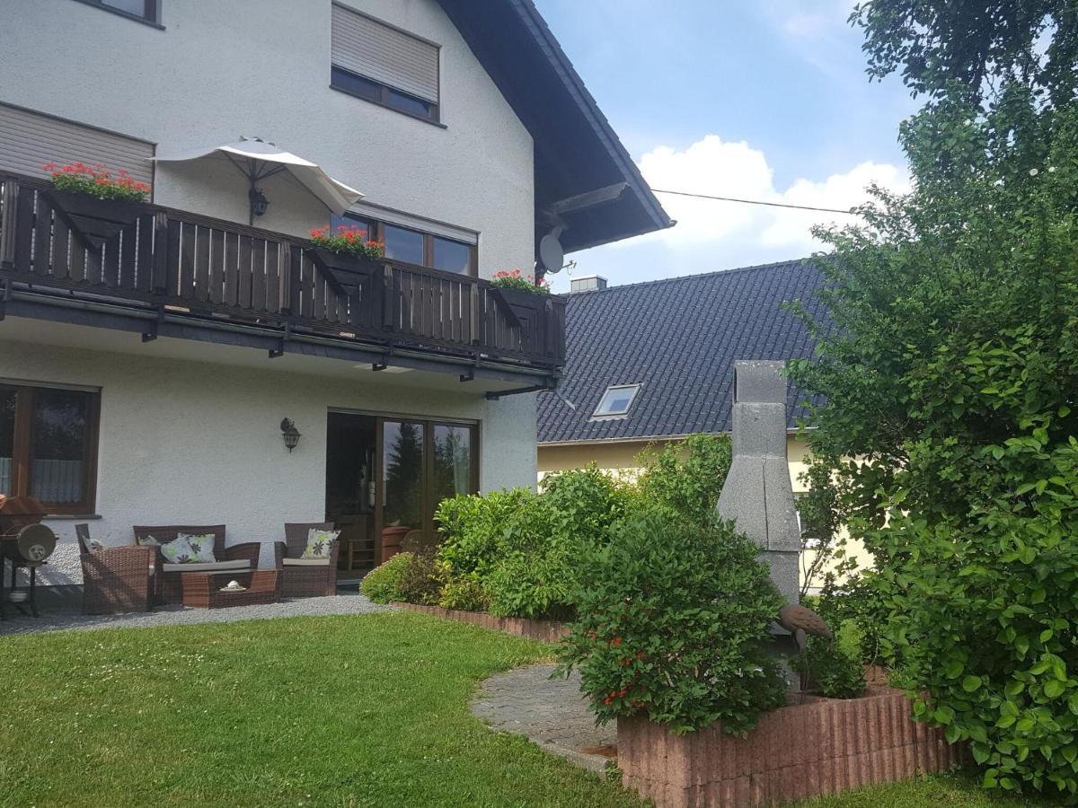 Cozy Apartment In Nohn With Terrace Garden Bbq Kültér fotó